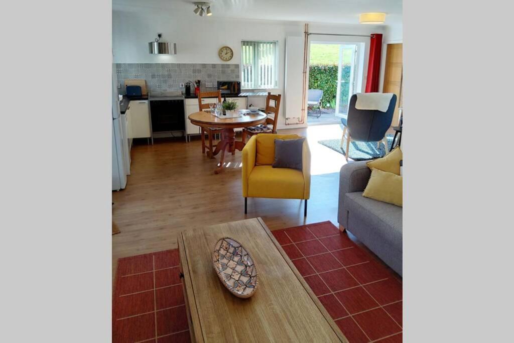 Cherry - Perfect Base For Two In Beautiful Pembrokeshire * Begelly