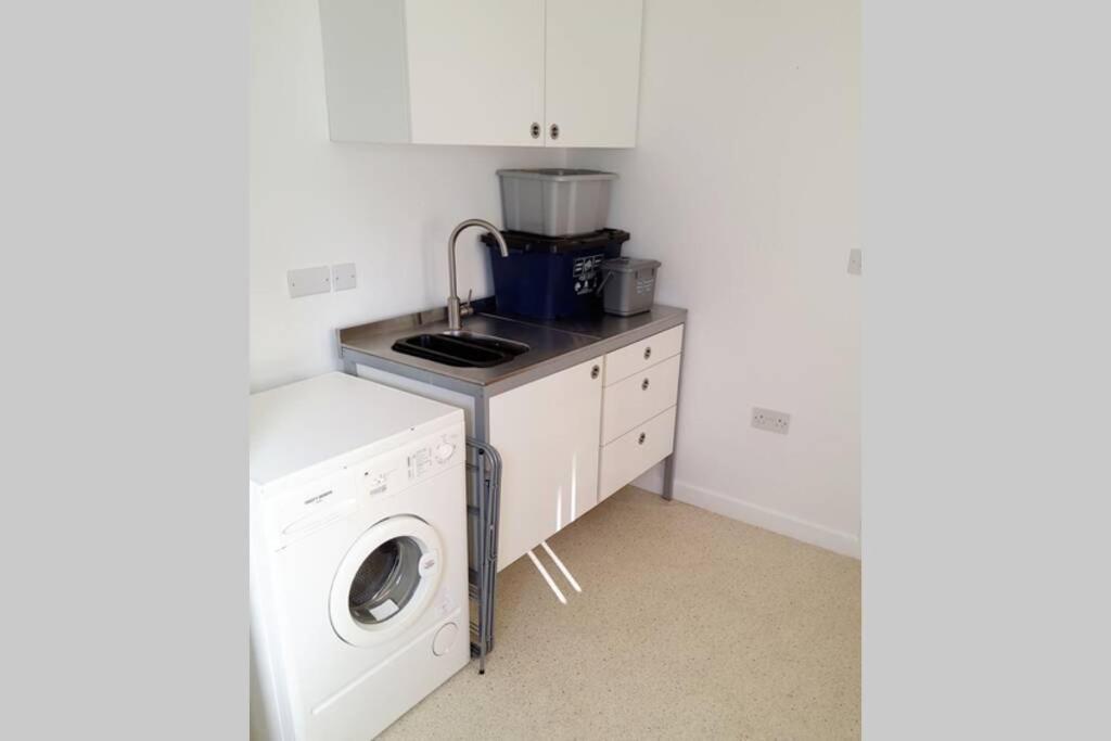 Cherry - Perfect Base For Two In Beautiful Pembrokeshire * Begelly